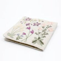 Un chat dans l'aiguille - Spring needle case (Code: C-08852)