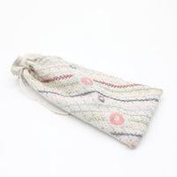 Un chat dans l'aiguille - Floral case for glasses or phone (Code: C-09981)