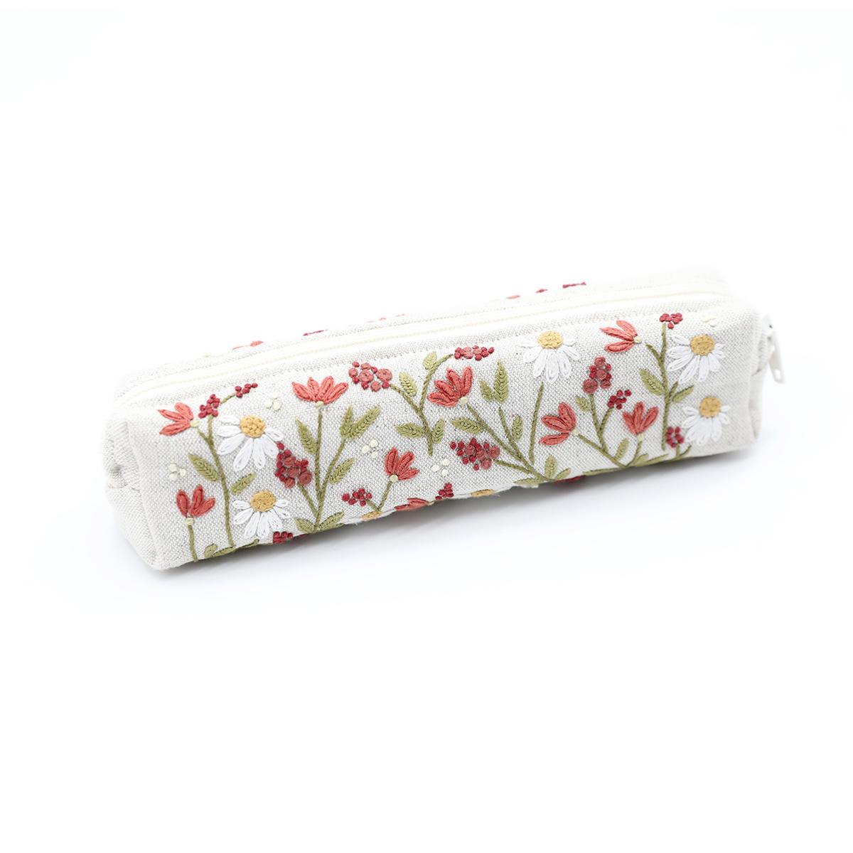 Un chat dans l'aiguille - Billie floral small pouch
