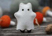 Kiriki Press - Ghost Cat - Felt Doll Kit