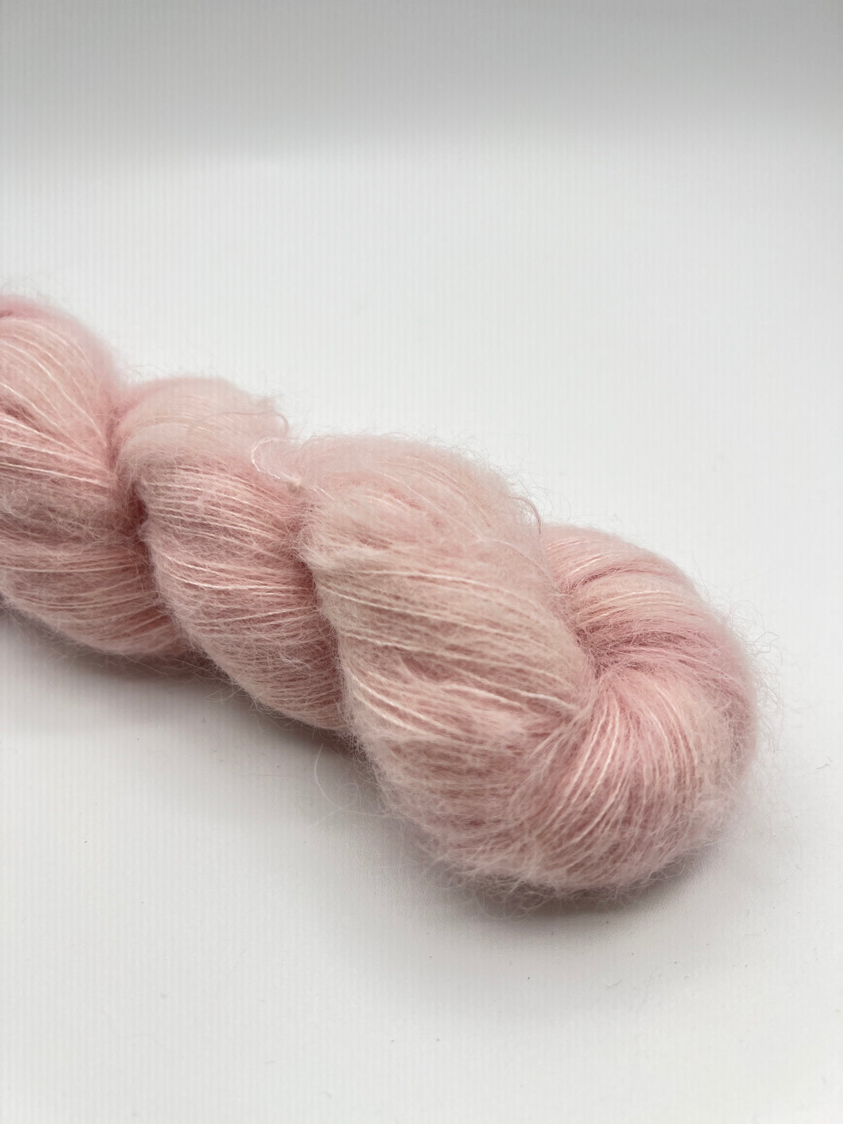 Fibrland - FUZZY Suri Silk - Lace