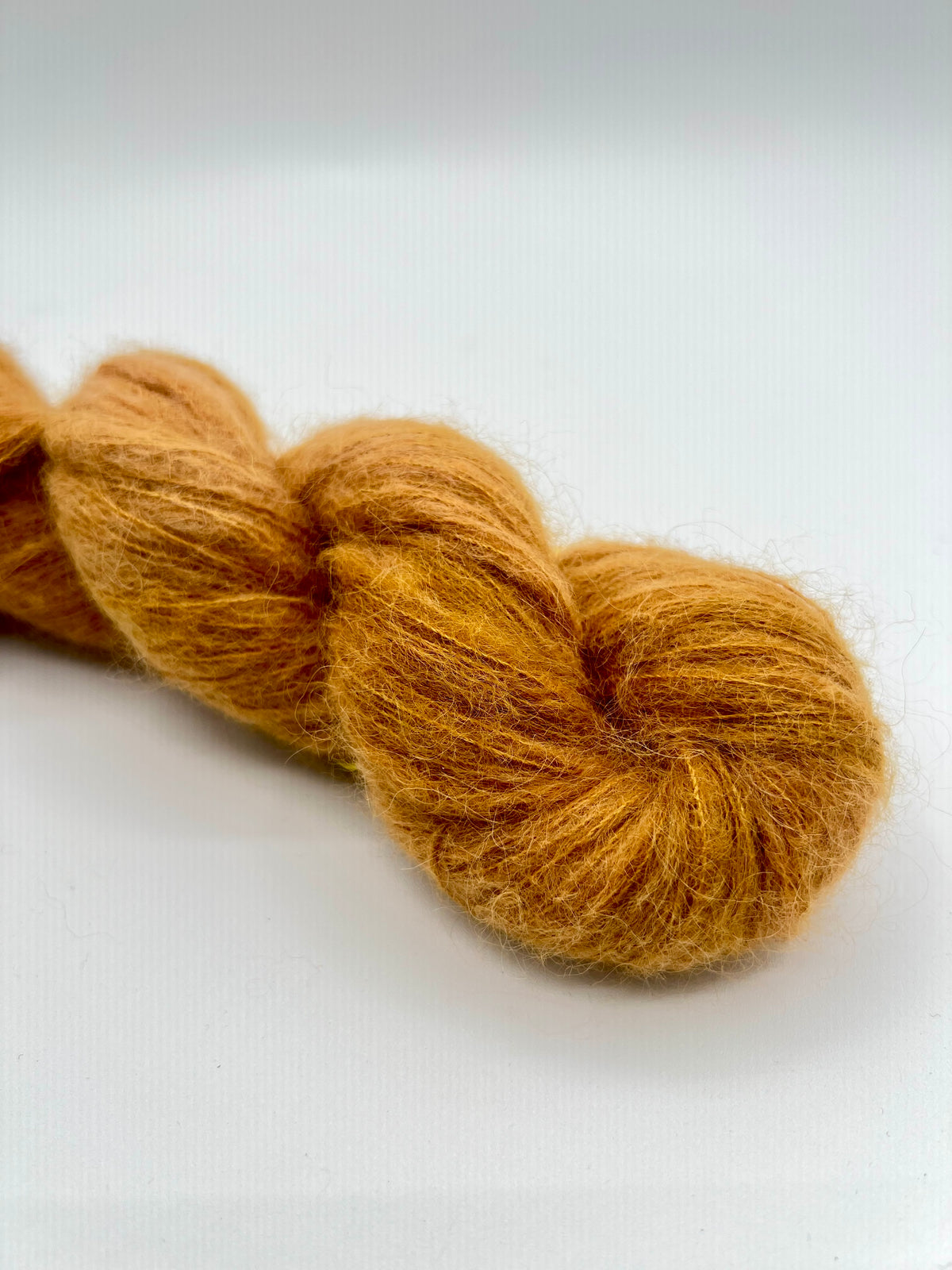 Fibrland - FUZZY Suri Silk - Lace