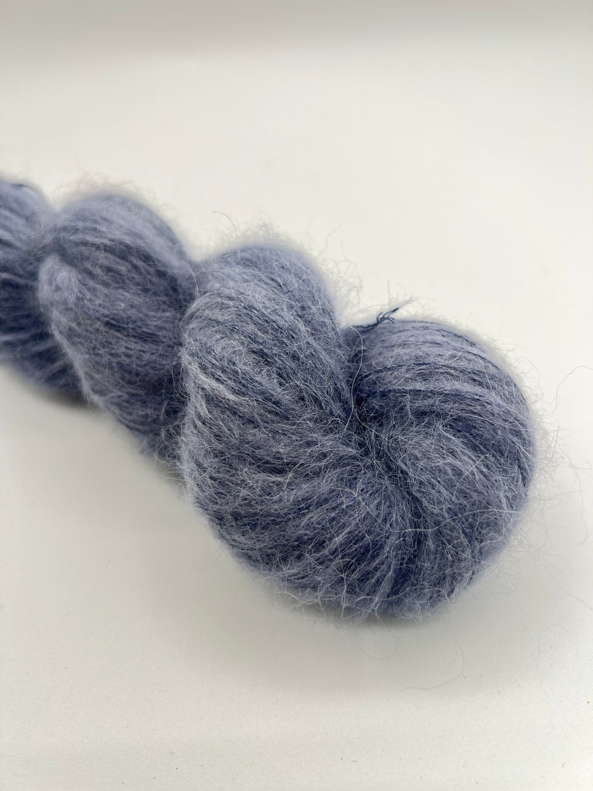 Fibrland - FUZZY Suri Silk - Lace