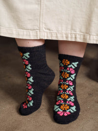 Aleks Byrd - Kindred Knits: Patterns from My Estonian Family Archives