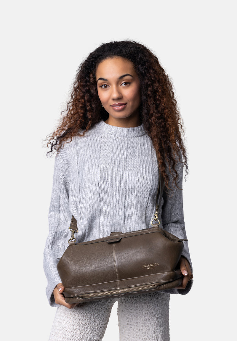 RE:DESIGNED - Project 45 doctor-style bag