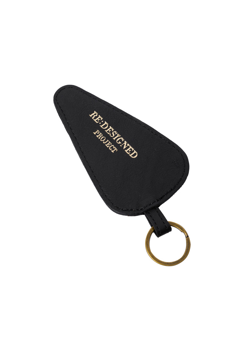 RE:DESIGNED - Project 63 - small leather cover for your small scissor