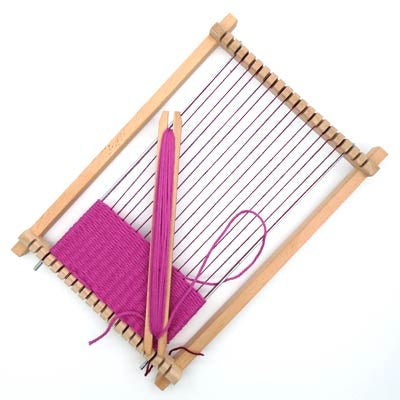 Estelle Yarns - Weaving Loom