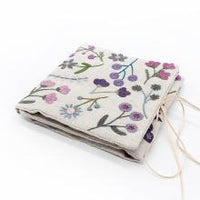 Un chat dans l'aiguille - Floral needles books - Purple C-09920